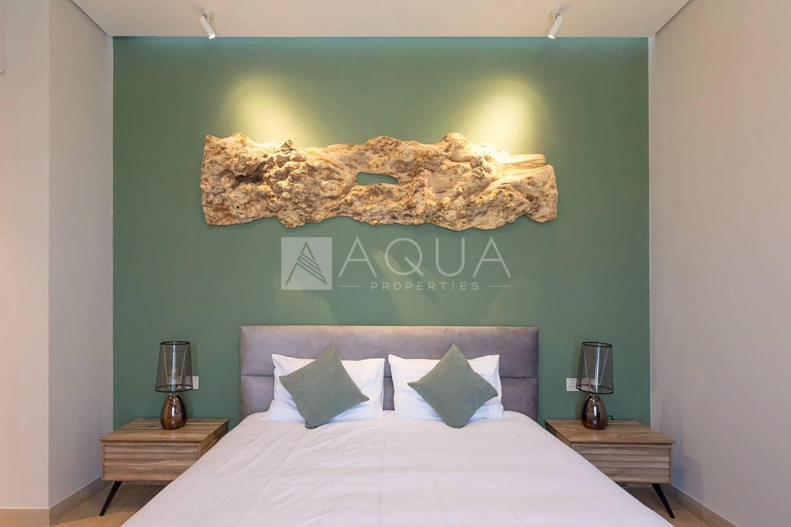 MARINA VIEW | FURNISHED | UPGRADED | BIG LAYOUT