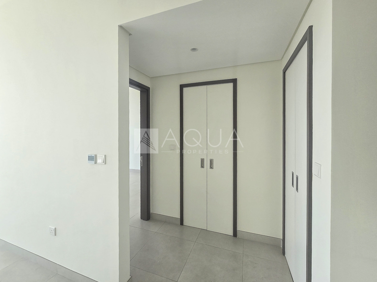 HIGH FLOOR | VACANT UNIT | PARK VIEW    