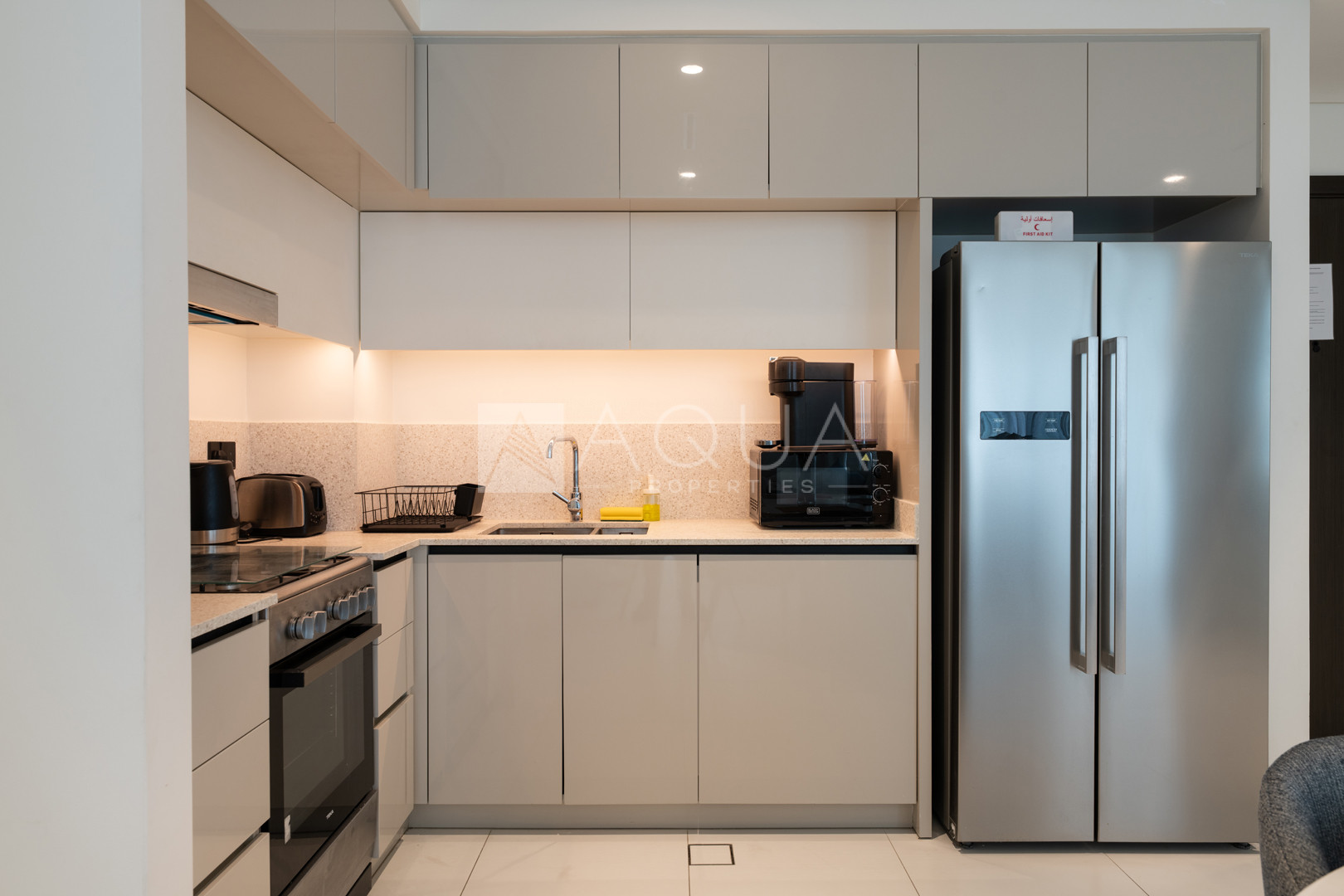 Fully Furnished | Marina & Palm View | Vacant