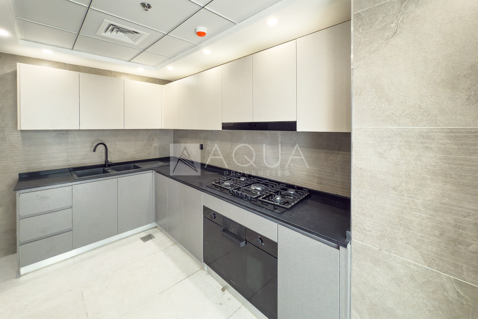 3 Bed Corner Unit | Large Wrap Around Balcony