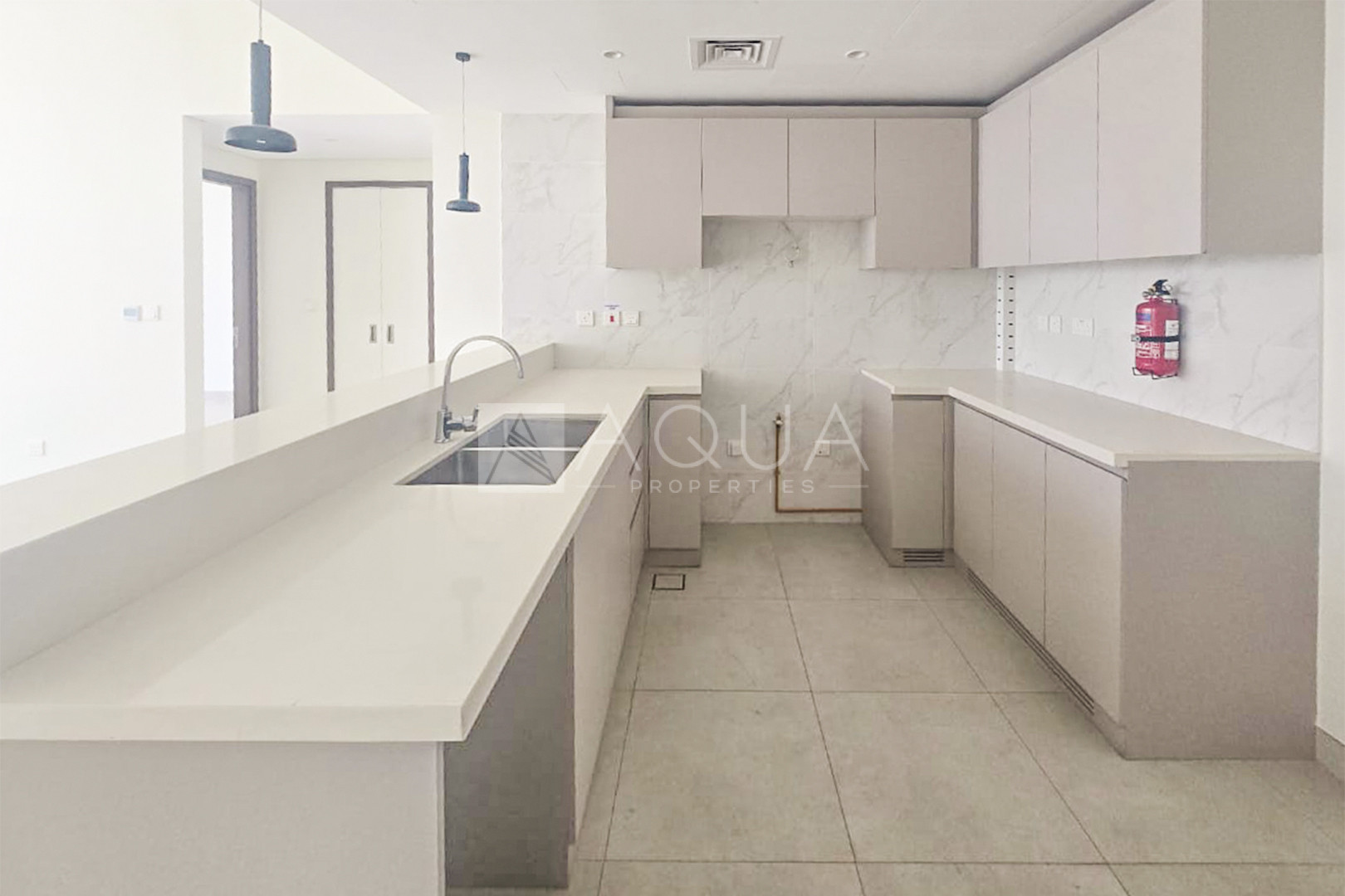 HIGH FLOOR | COMMUNITY VIEW | TENANTED  