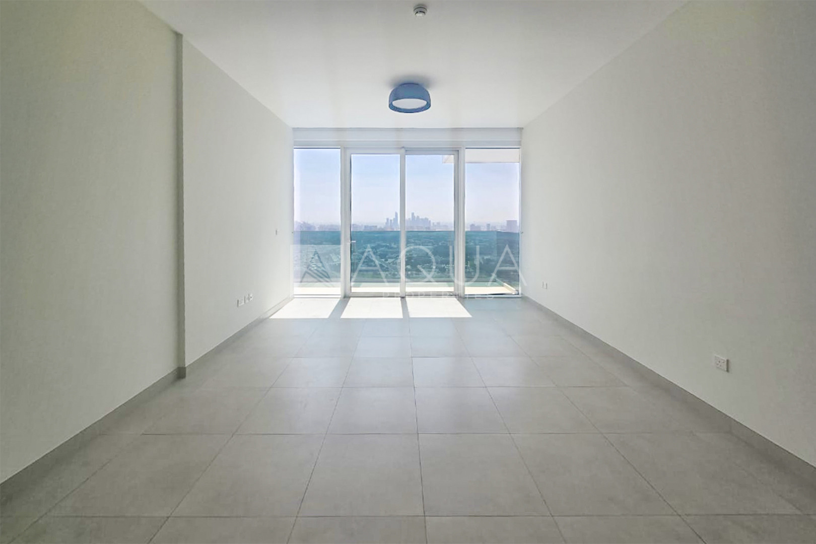 HIGH FLOOR | COMMUNITY VIEW | TENANTED  