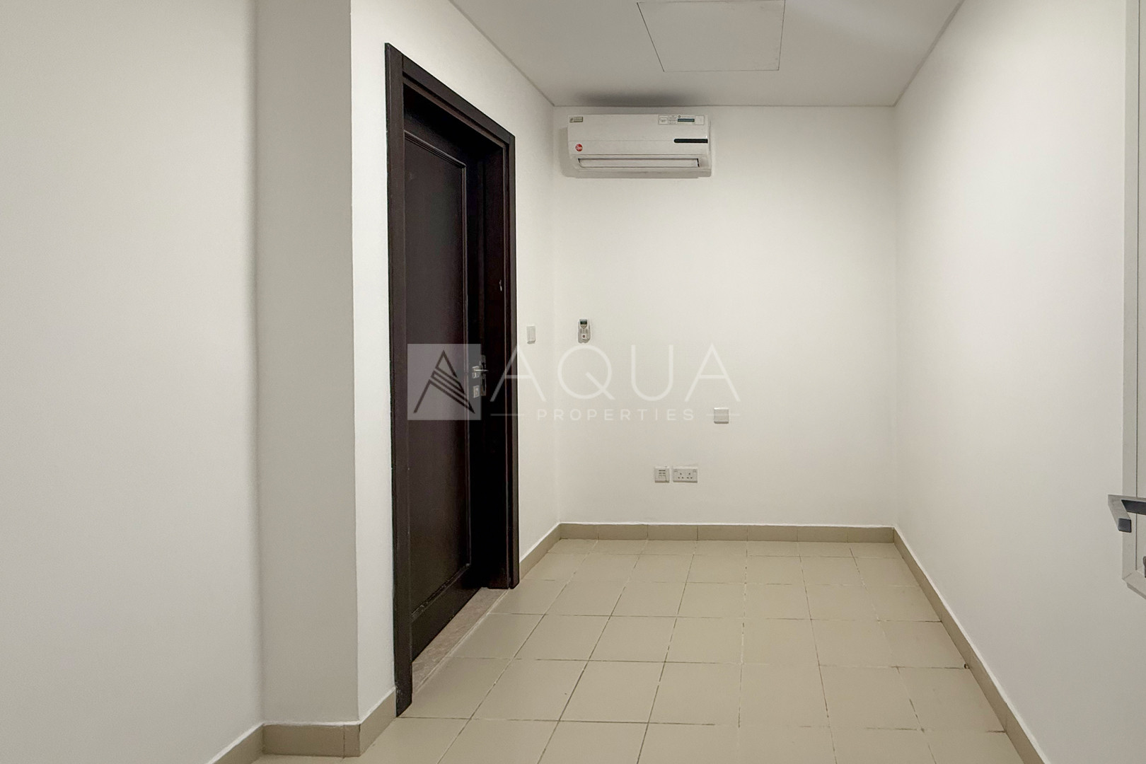 SINGLE ROW 2 BED | MAIDS ROOM | BIG PLOT