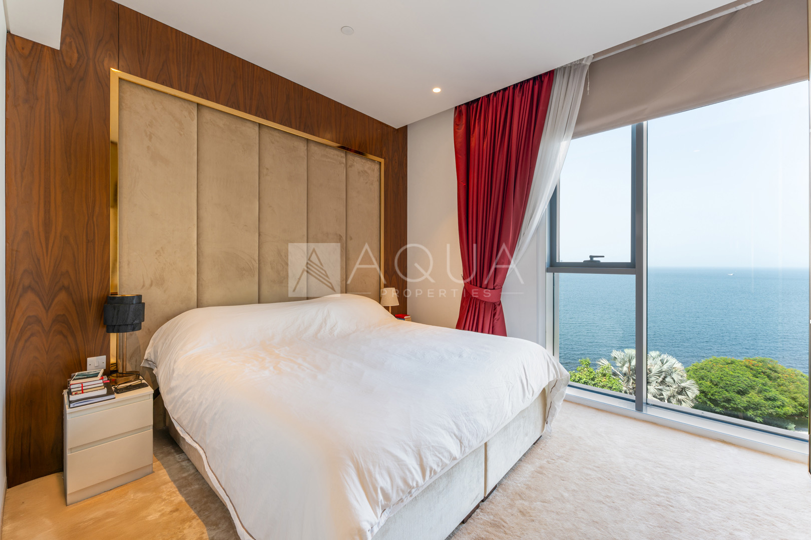 Luxury Bluewaters Apt | Panoramic Sea View
