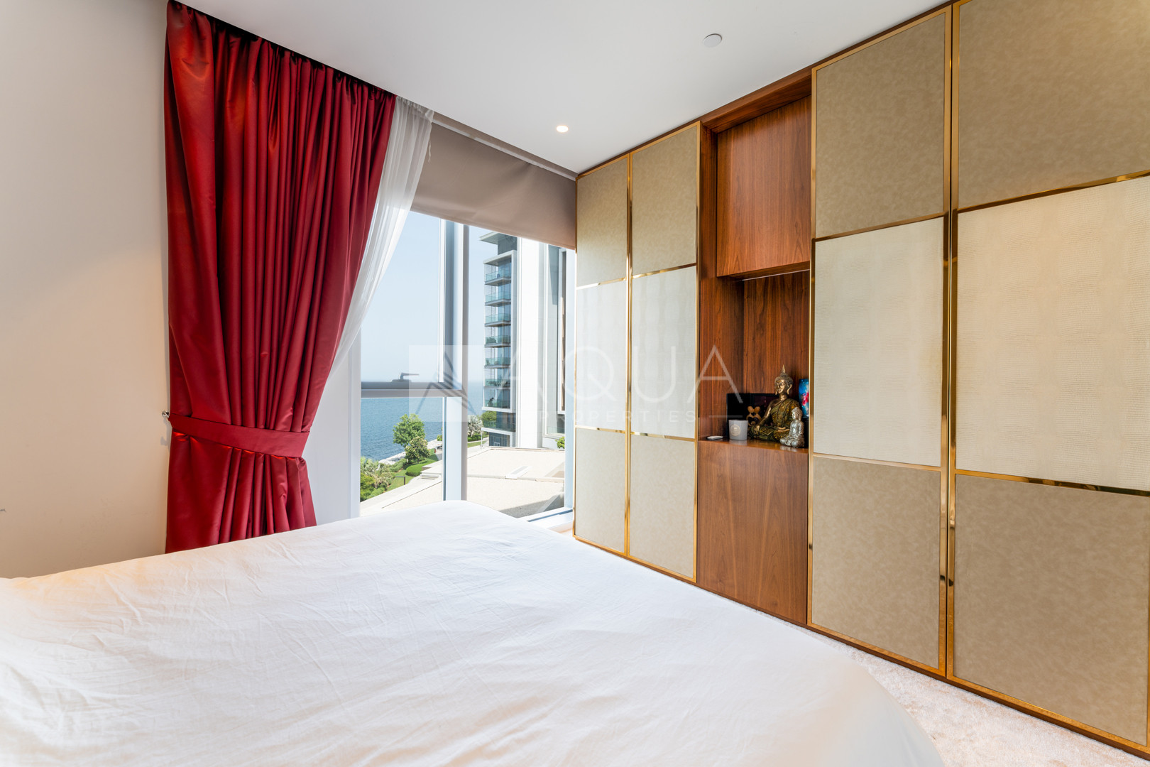 Luxury Bluewaters Apt | Panoramic Sea View