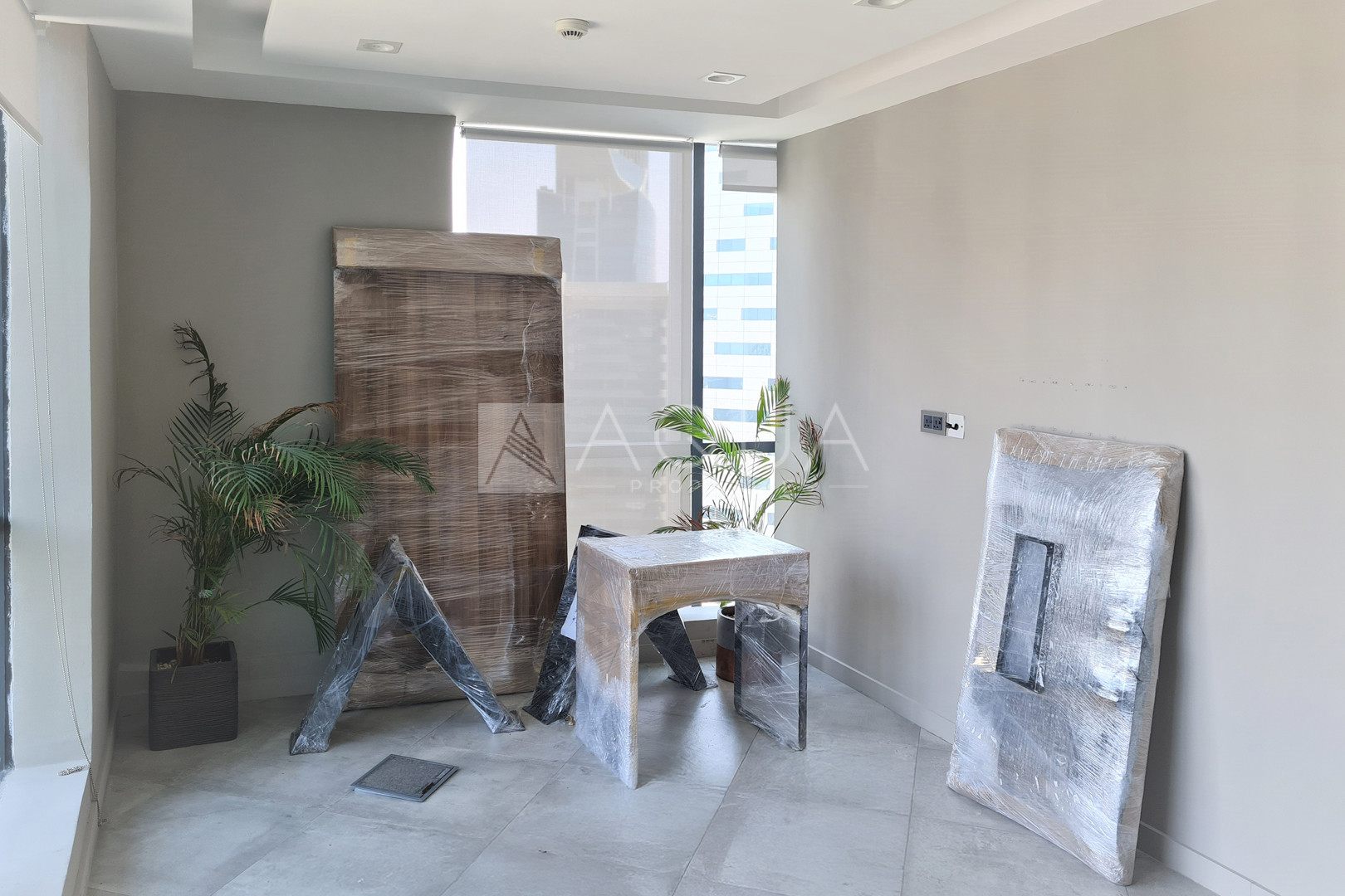 Multiple Partitions | Vacant | Near Metro