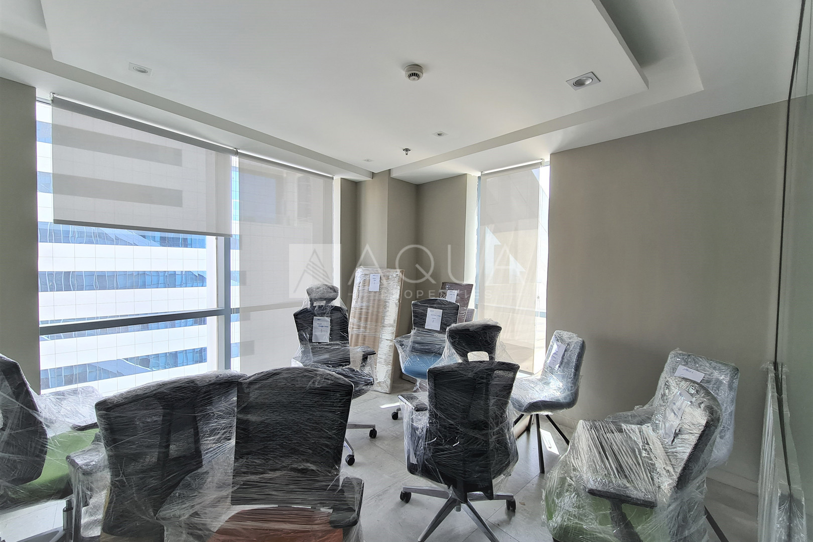 Multiple Partitions | Vacant | Near Metro