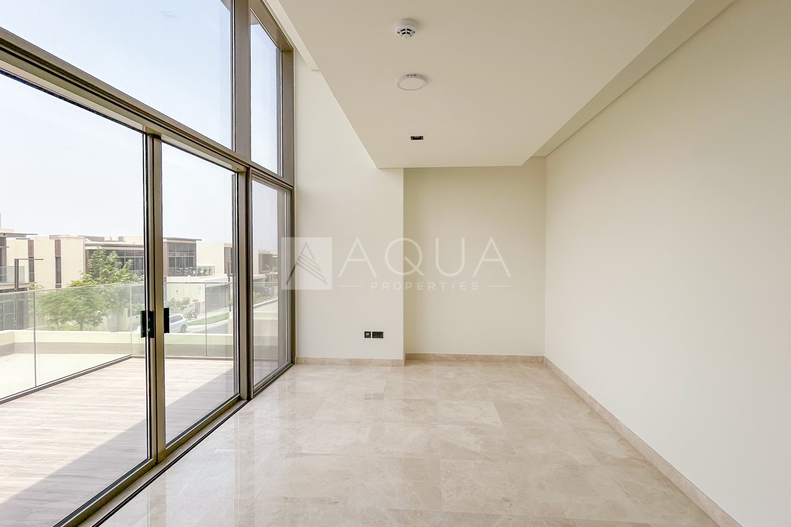 EXCLUSIVE | LARGE PLOT | LANDSCAPED     