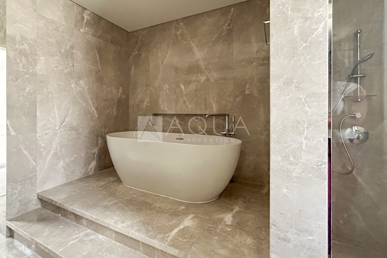 EXCLUSIVE | LARGE PLOT | LANDSCAPED     