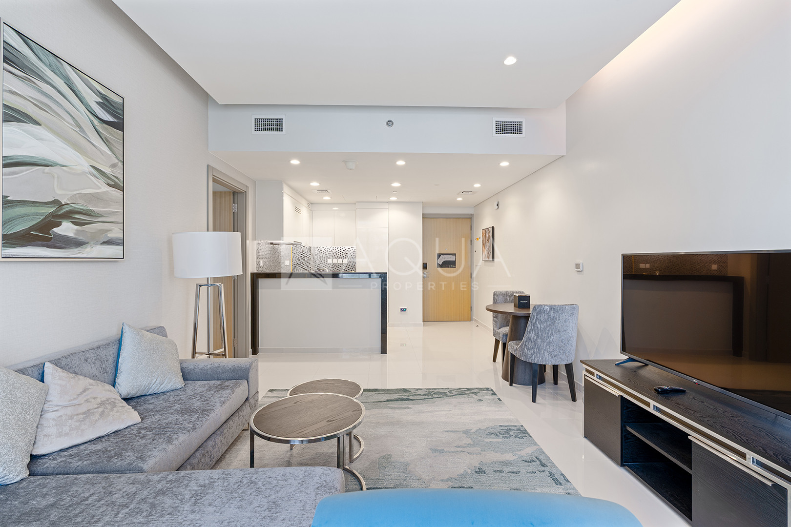 Fully Furnished l High Floor l Vacant Unit