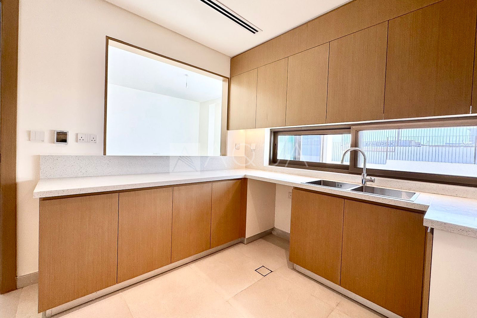 Vacant | Large Plot | landscape  | multiple cheques