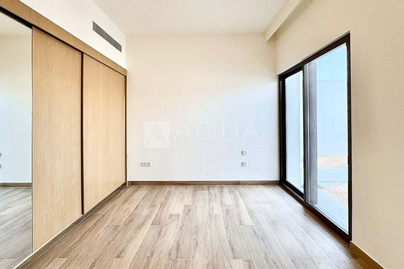 Vacant | Large Plot | landscape  | multiple cheques