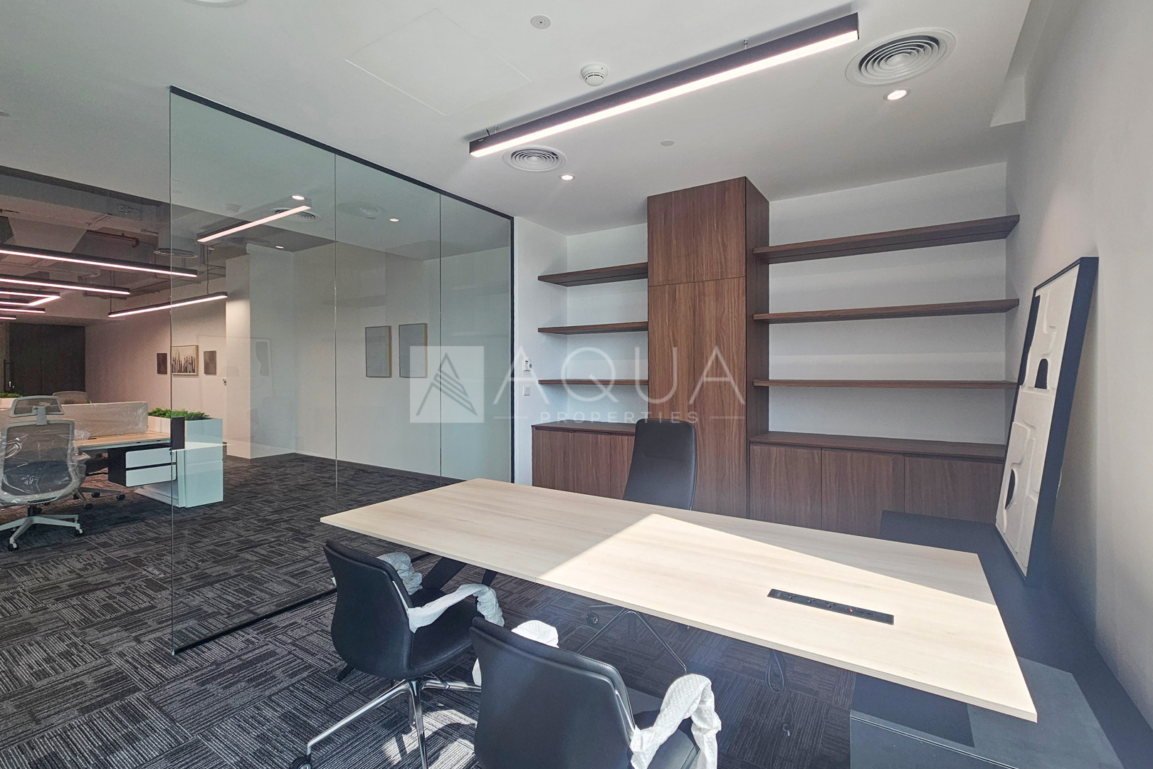 Fully Fitted | High end Furnished | Pantry