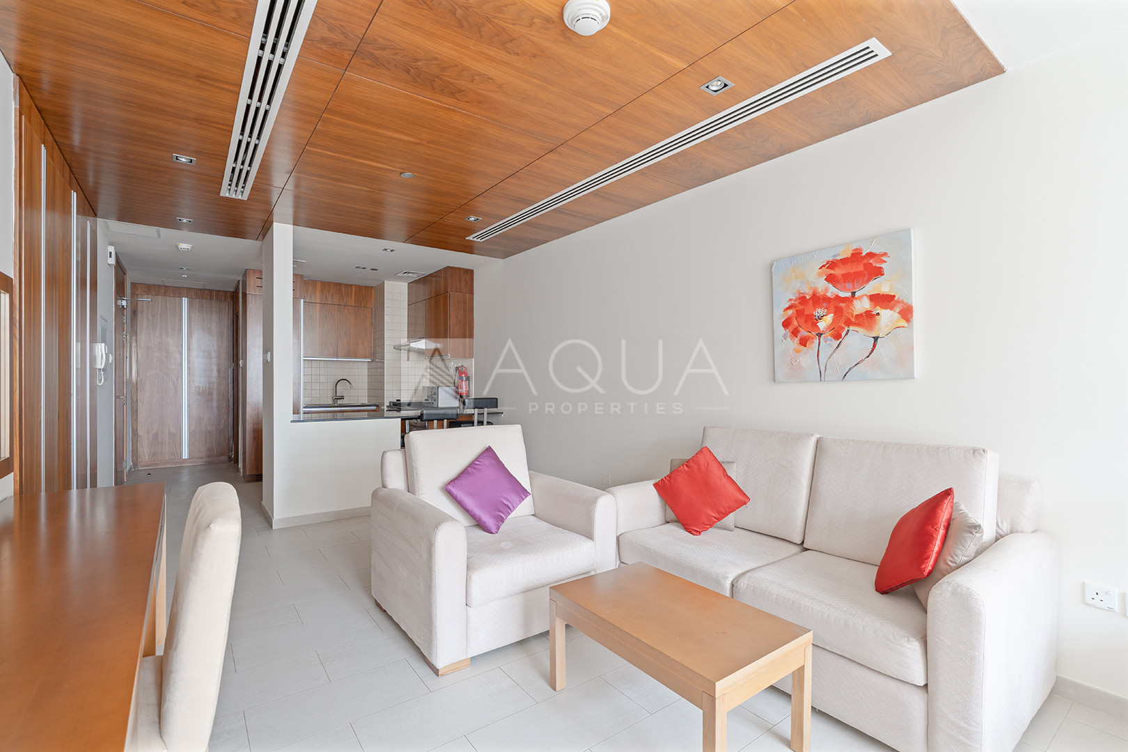 Vacant Spacious Apartment studio Dubai Sports City