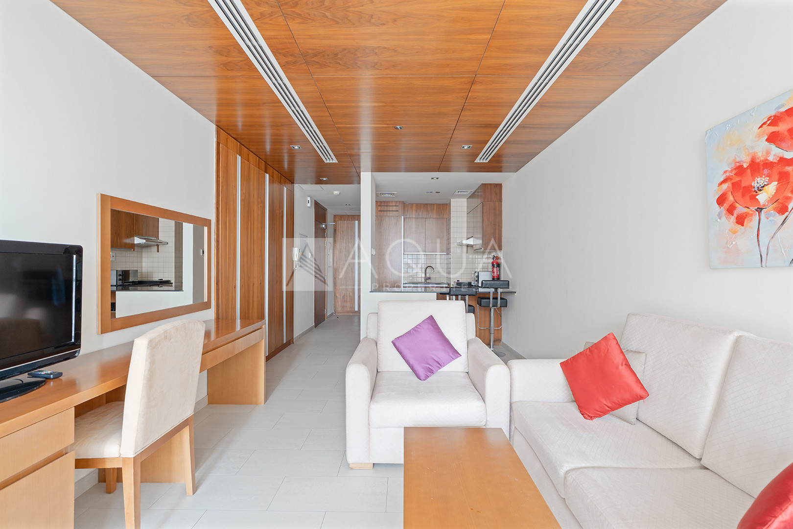 Vacant Spacious Apartment studio Dubai Sports City