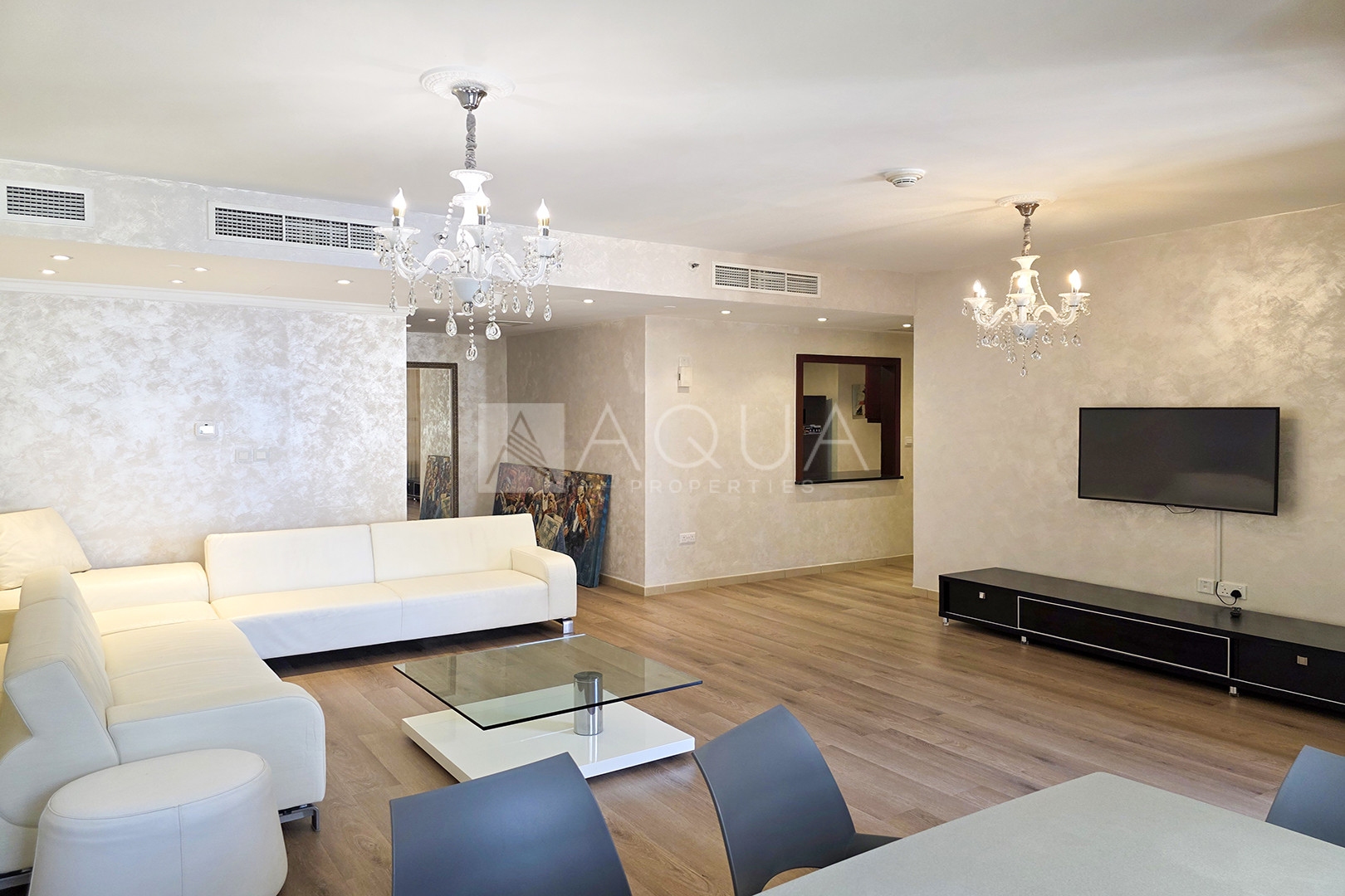 Elegant Apartment | Furnished | High Floor