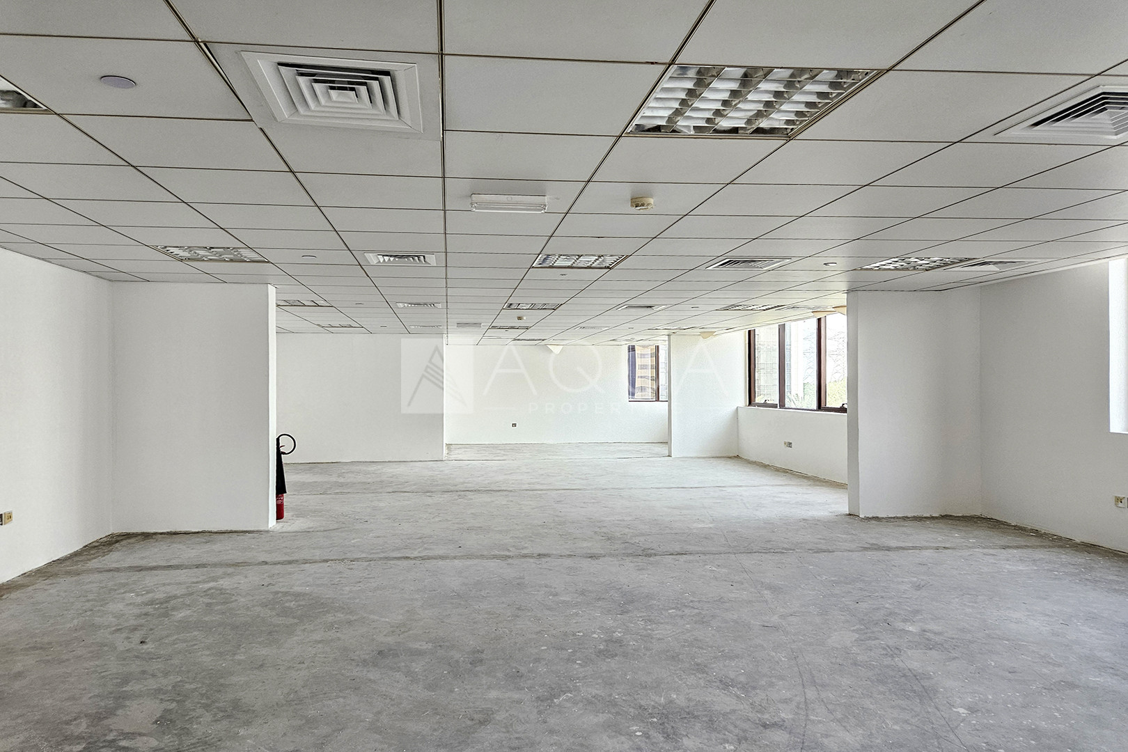 Fully Building | Vacant Now | DIP Located