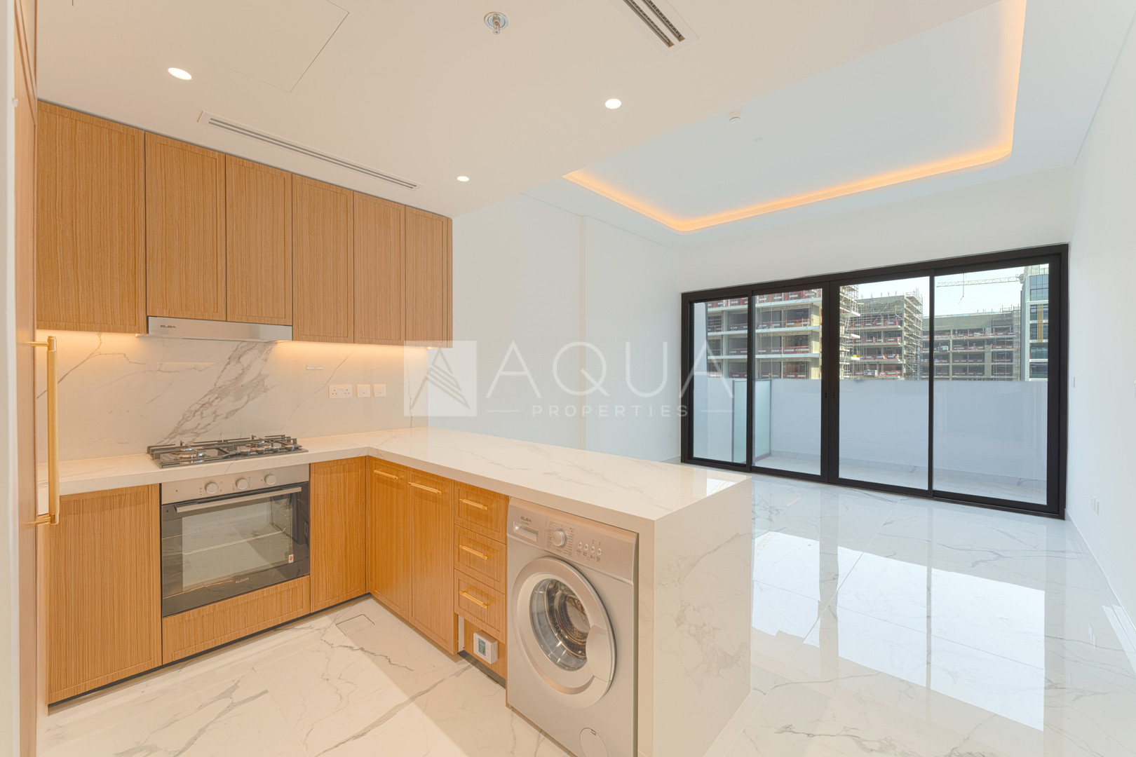 Luxurious 1 Bedroom | Chiller Free l High Floor