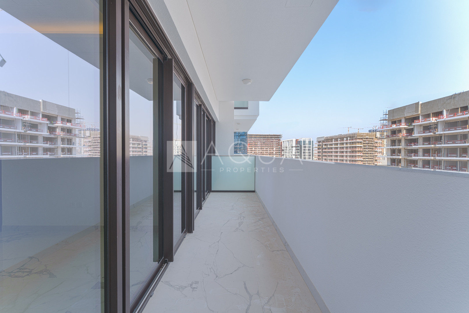 Luxurious 1 Bedroom | Chiller Free l High Floor
