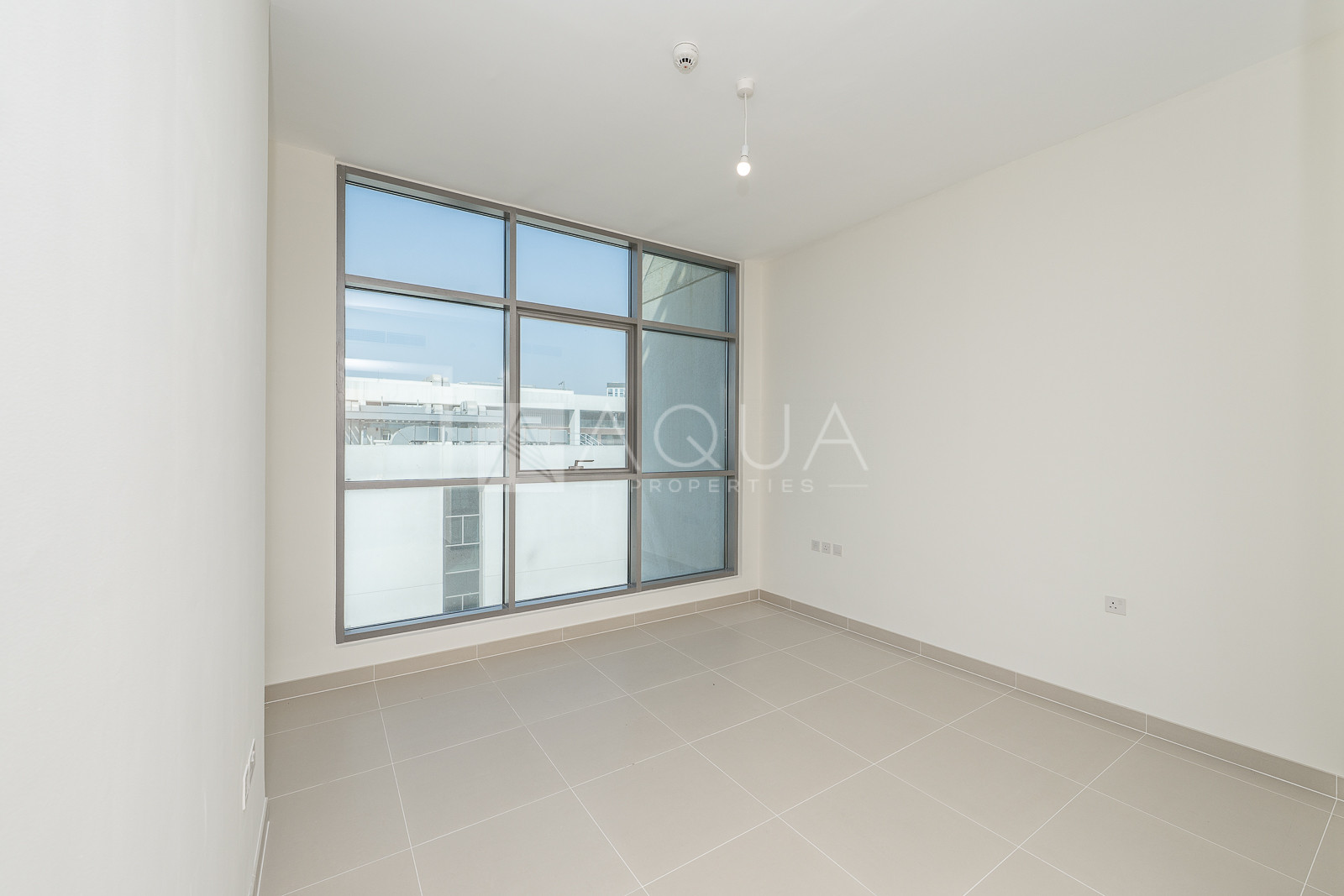 Vacant | Spacious Layout | Boulevard View