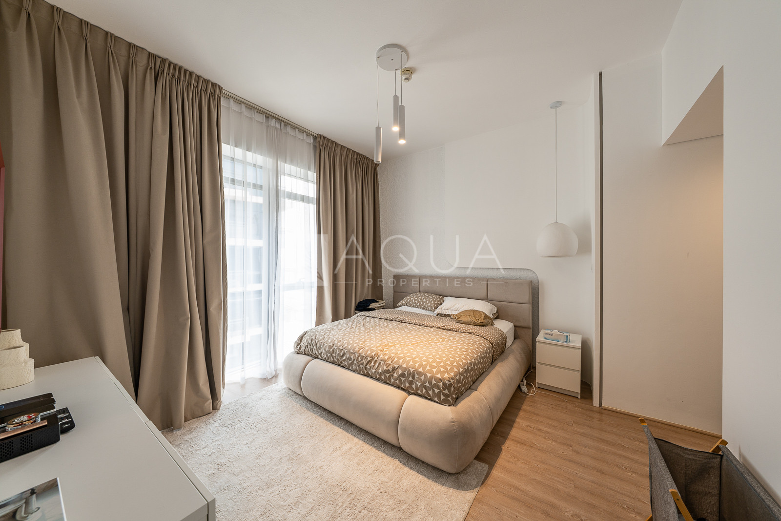 UPGRADED & FURNISHED l BEST UNIT l OWNER OCCUPIED