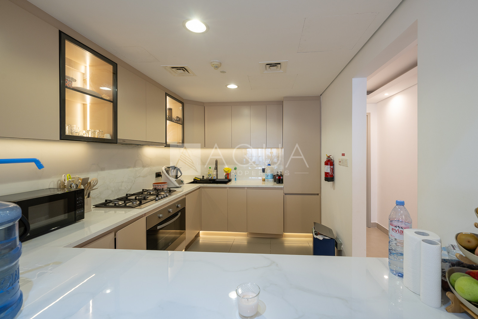 UPGRADED & FURNISHED l BEST UNIT l OWNER OCCUPIED