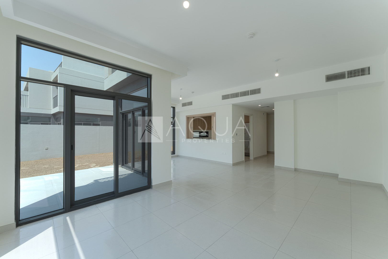 Largest Garden | 4 Bedroom | Close to Amenities