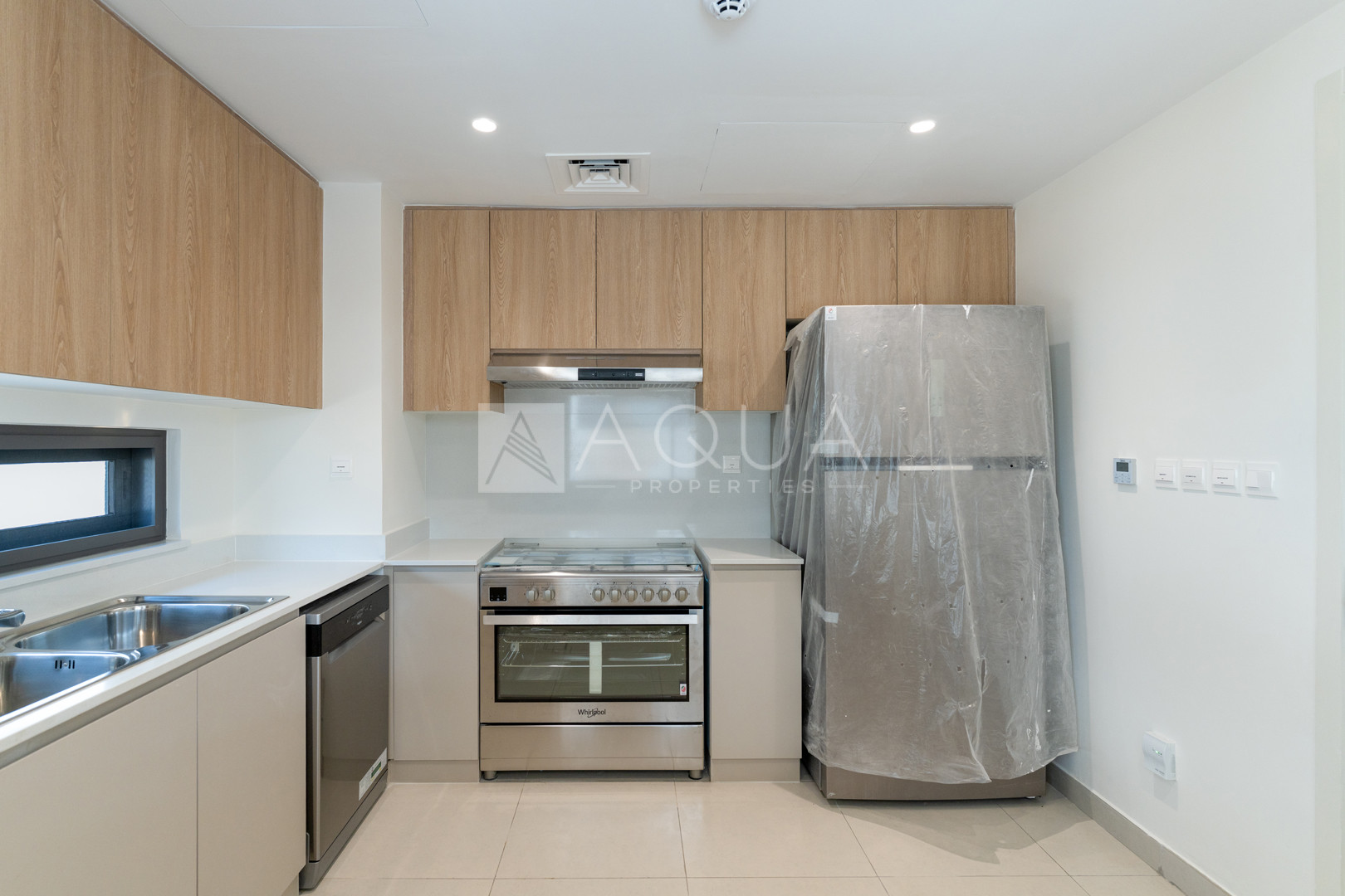 Largest Garden | 4 Bedroom | Close to Amenities