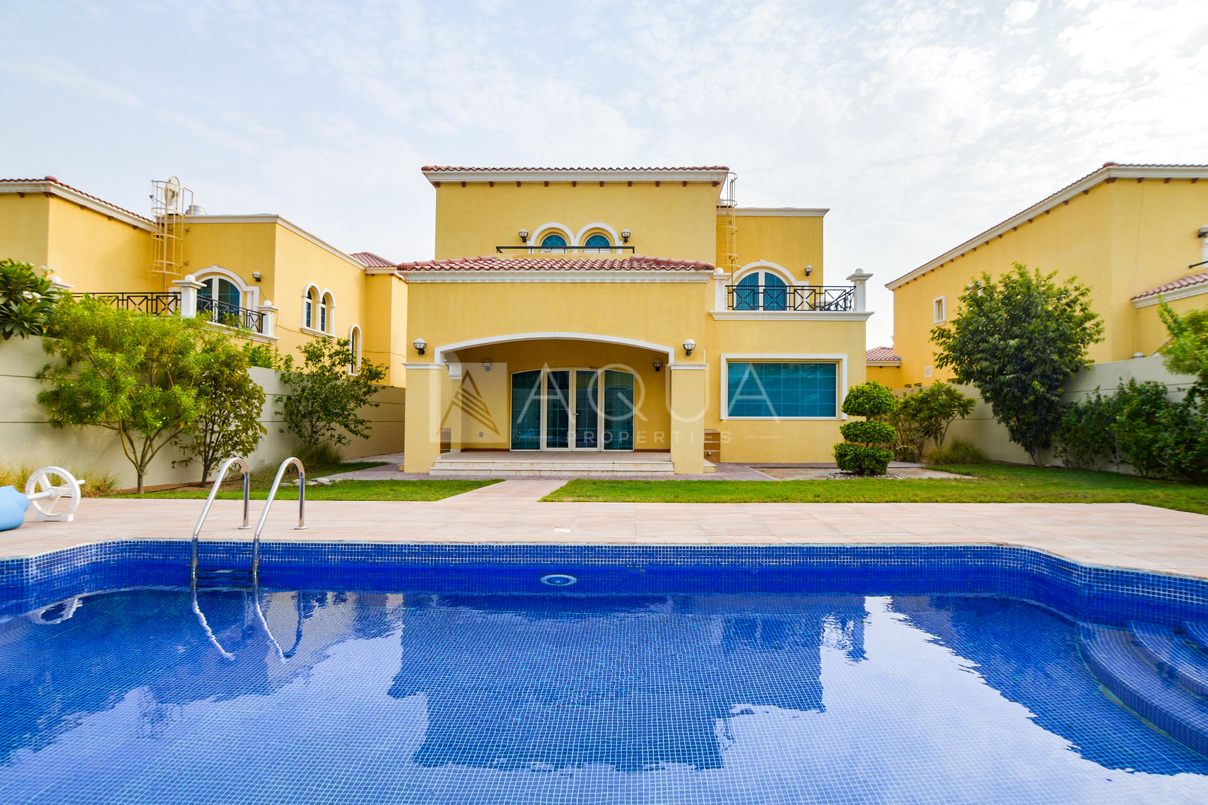 Premium District 4 | Vacant | 4 Bed Legacy Large