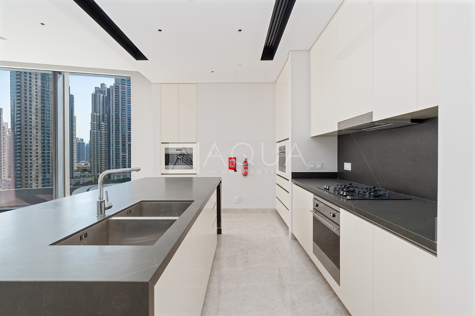 4 BR Luxury | Burj | Fountain View      