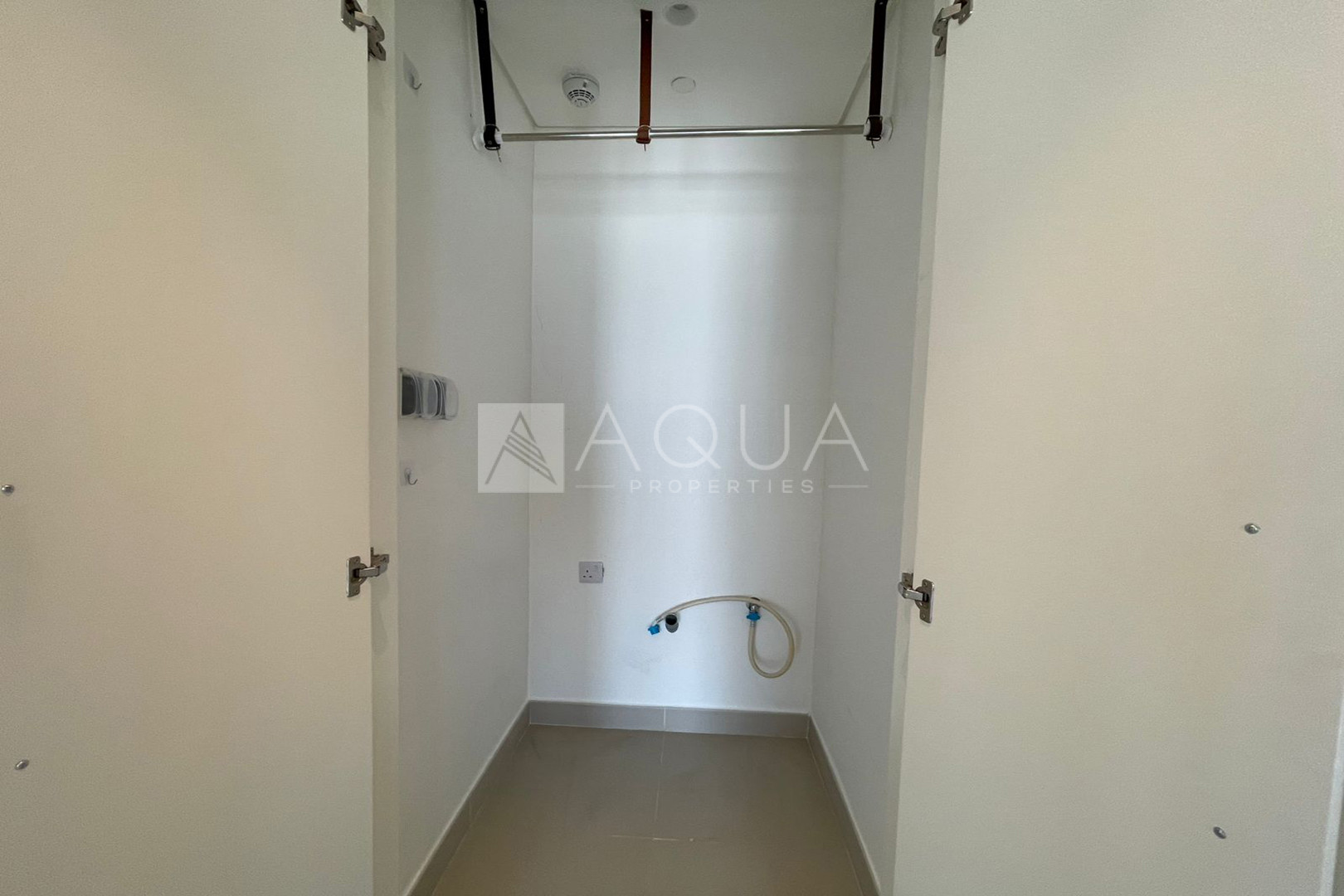 Vacant | High Floor | City View         