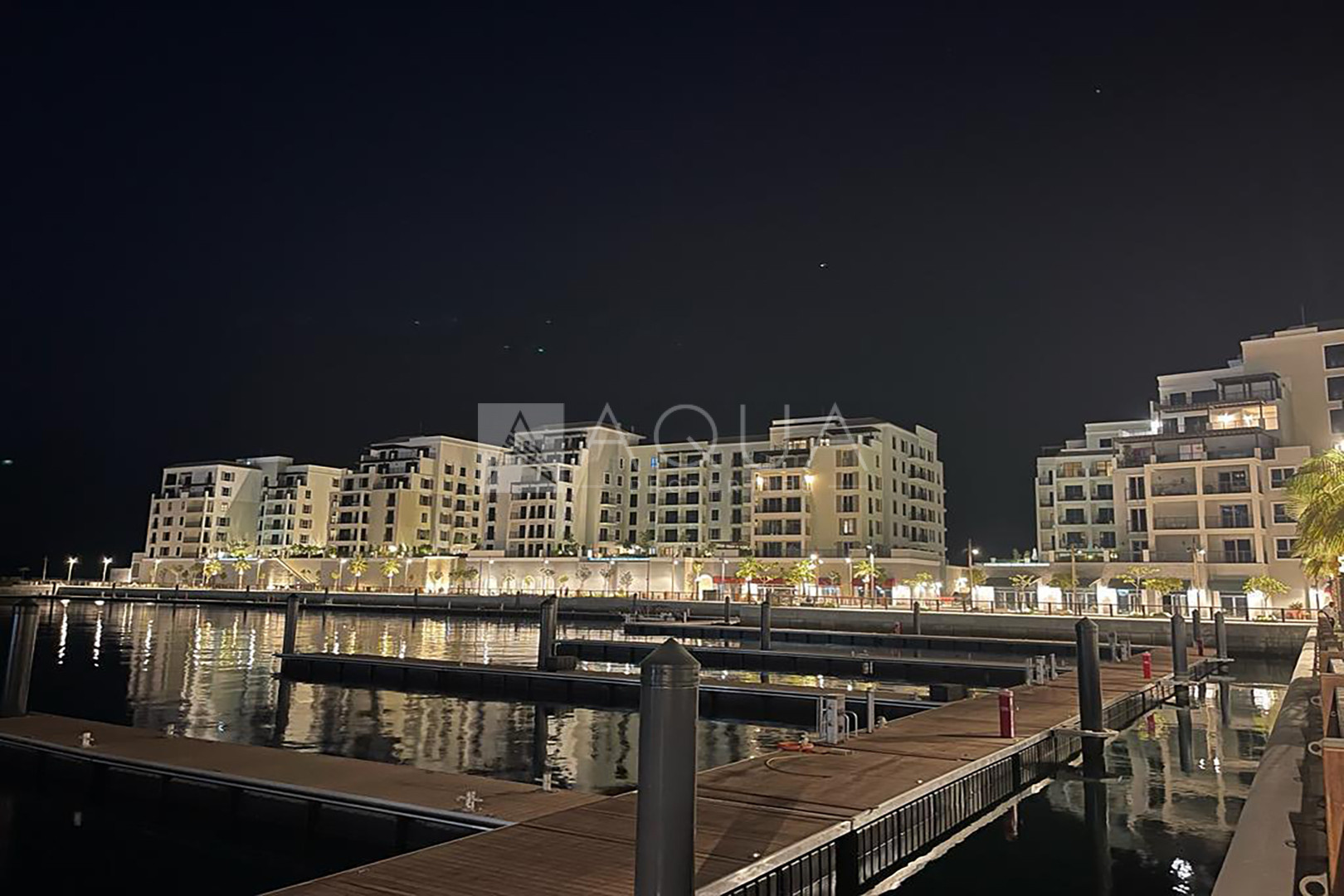 UNFURNISHED | PRIVATE BEACH | PRIME LOCATION