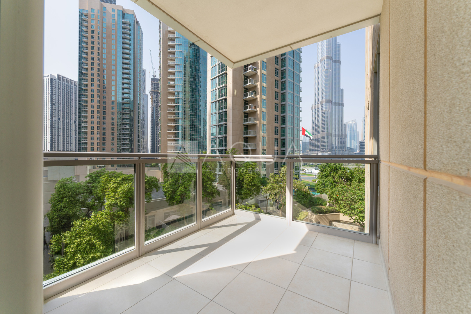 Burj Khalifa View  Upgraded 2 Bed     