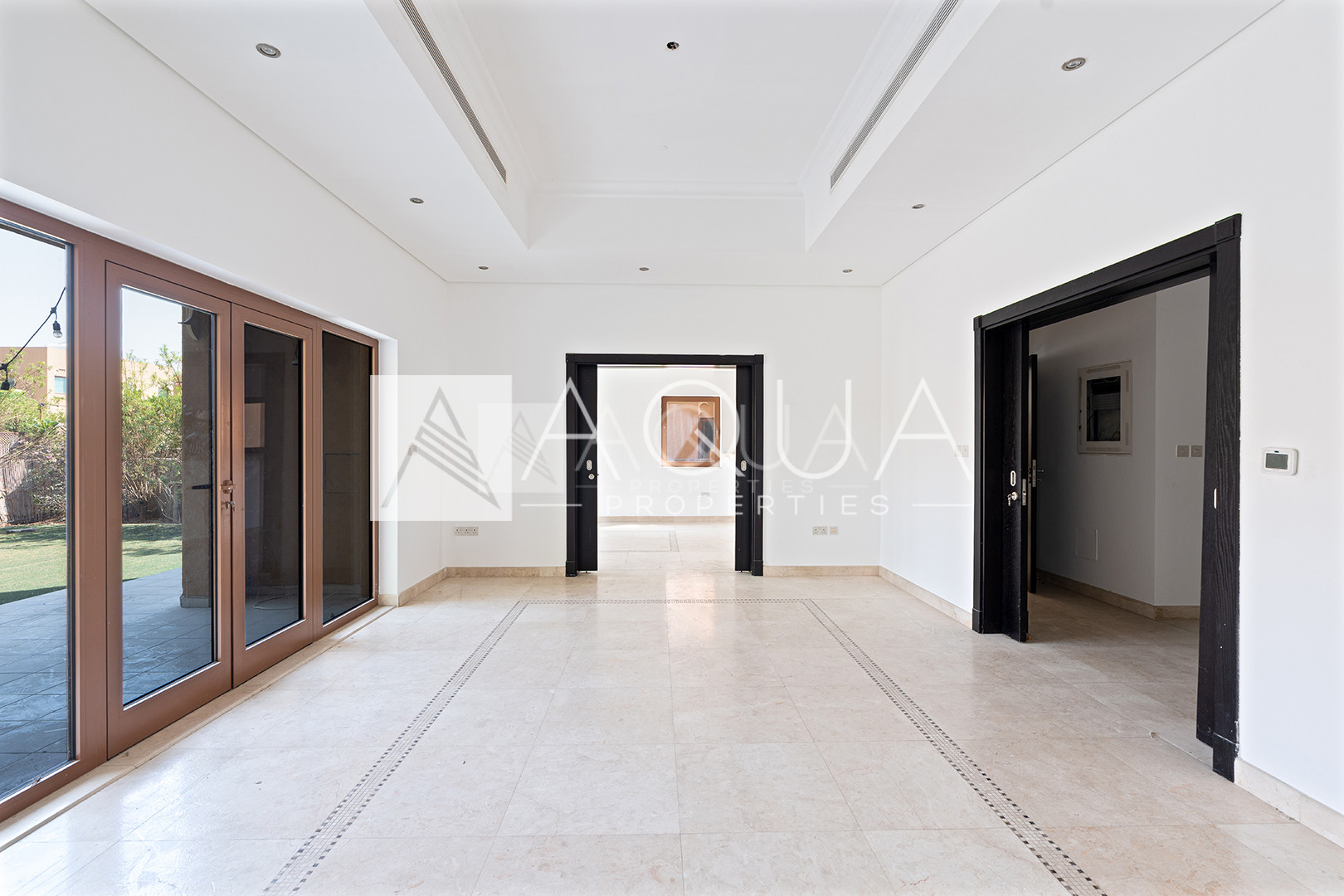 Large Plot | Vacant | Prime Location | 3 Bedroom