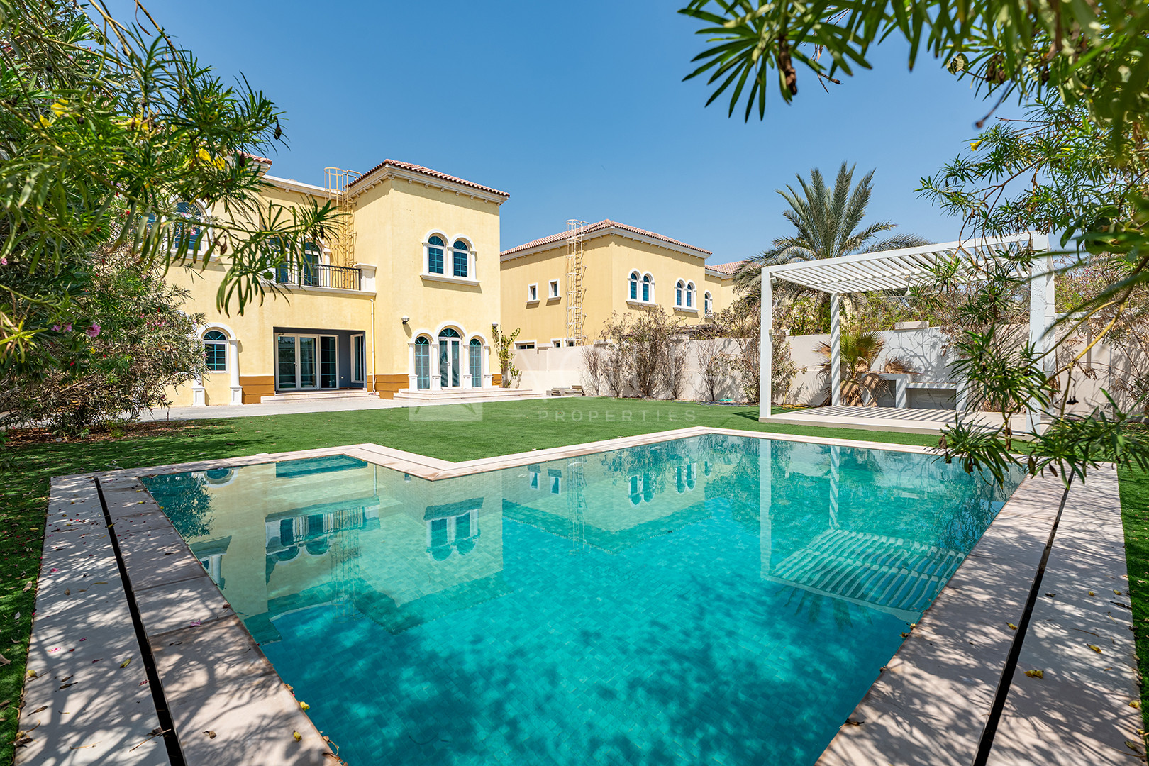 Vacant | Large Size | Available Now | Pool