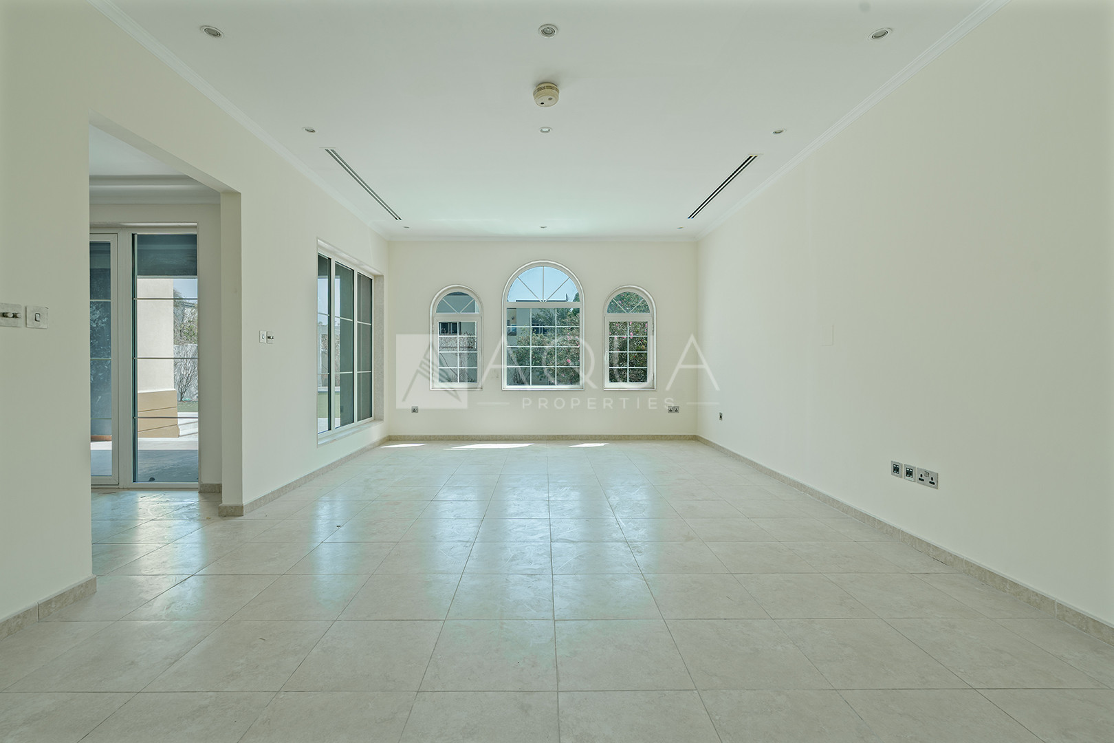 Vacant | Large Size | Available Now | Pool