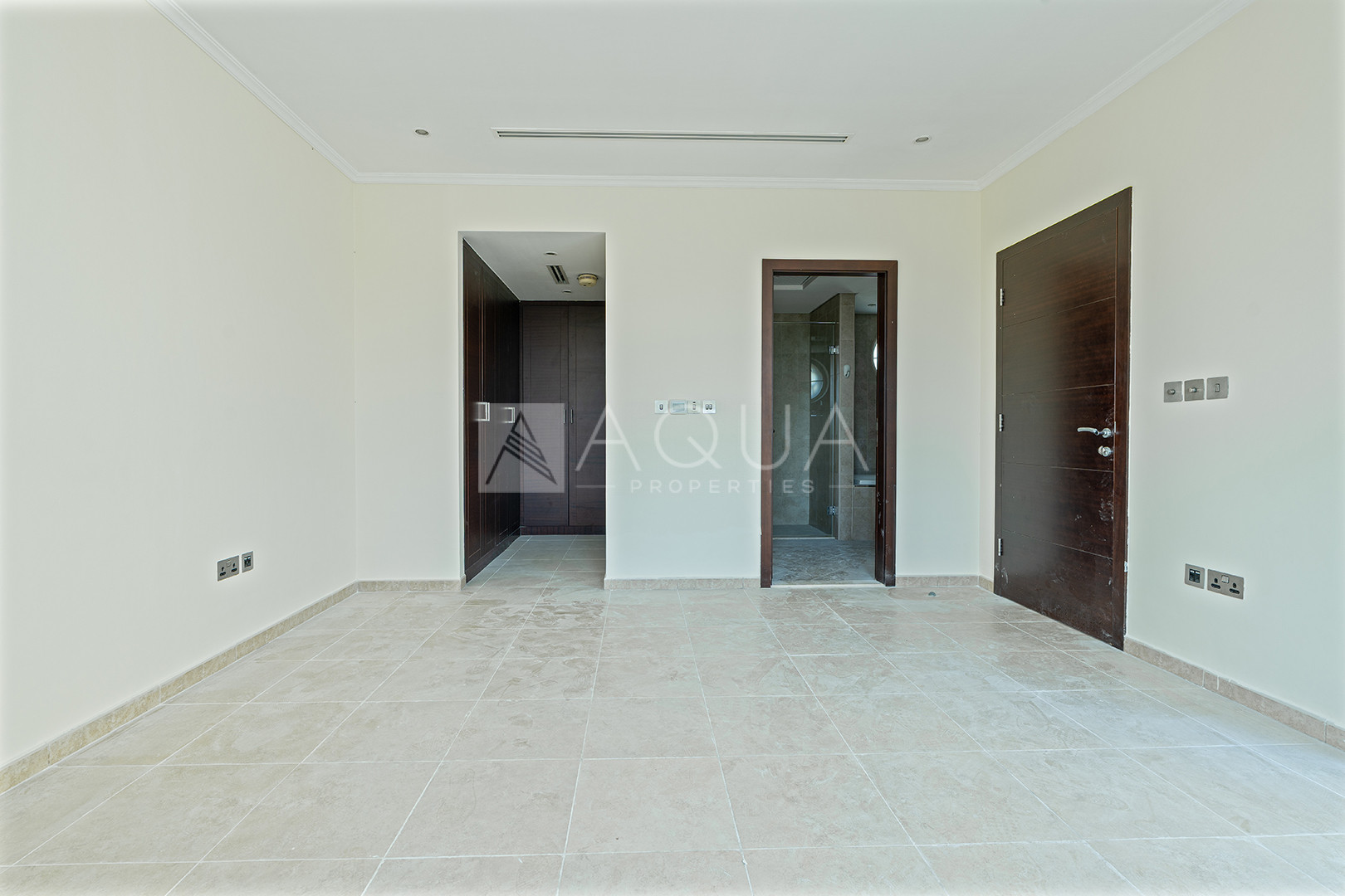 Vacant | Large Size | Available Now | Pool