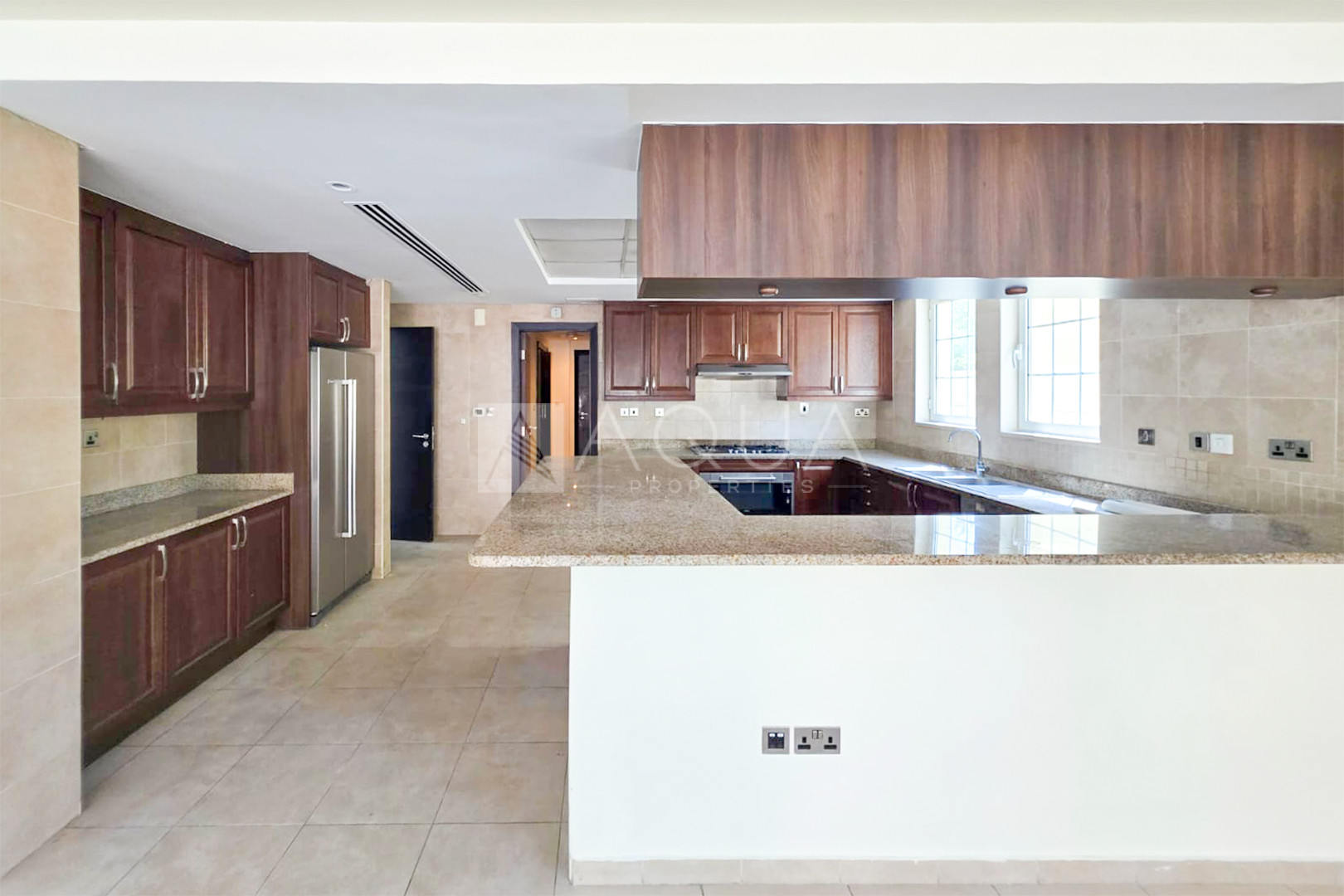 Large Plot | Vacant | Private Pool | Legacy  