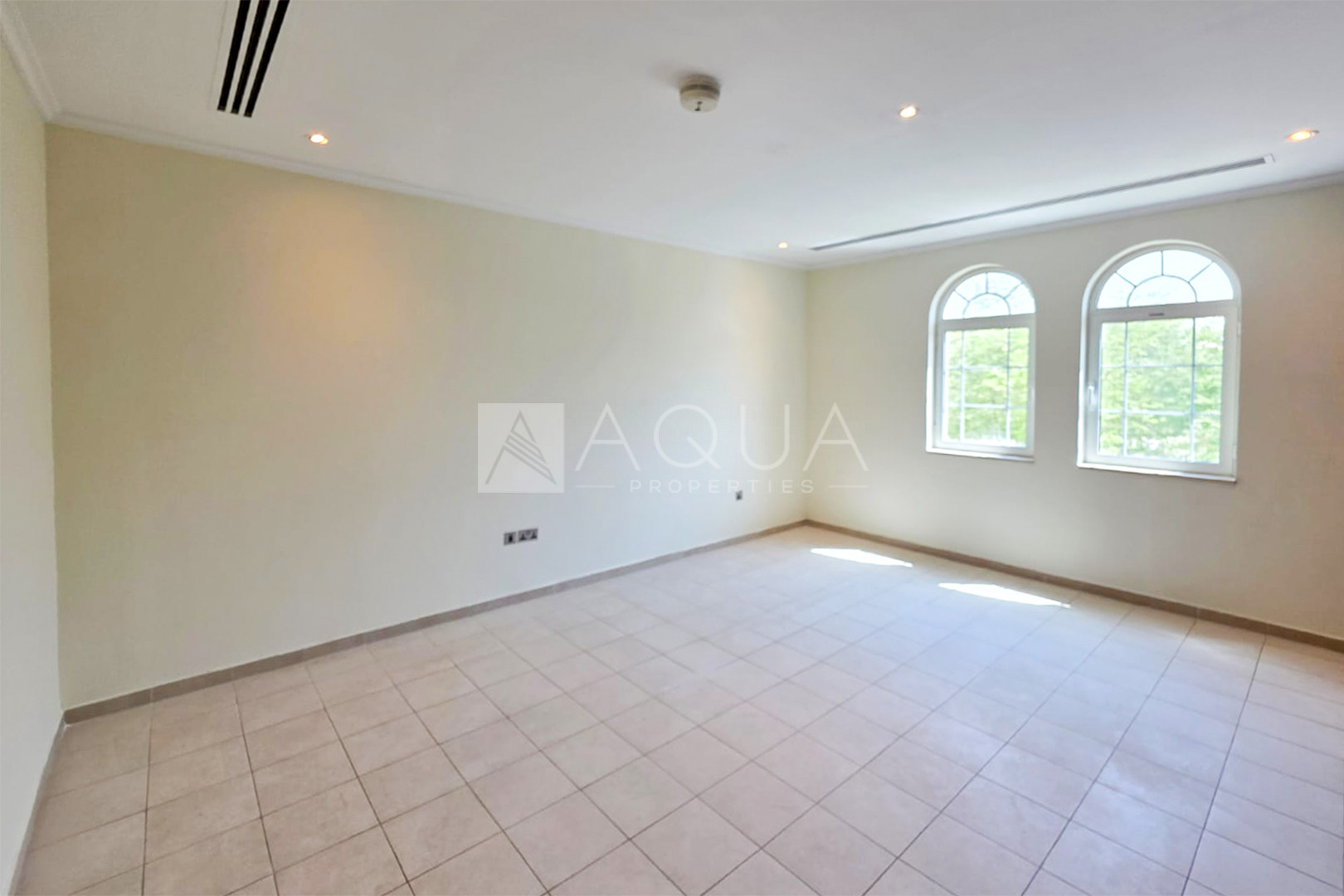 Large Plot | Vacant | Private Pool | Legacy  