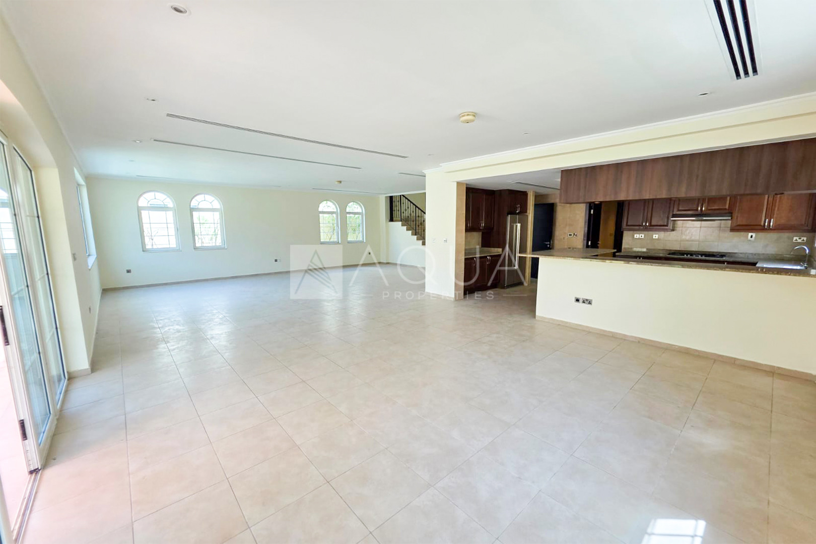 Large Plot | Vacant | Private Pool | Legacy  