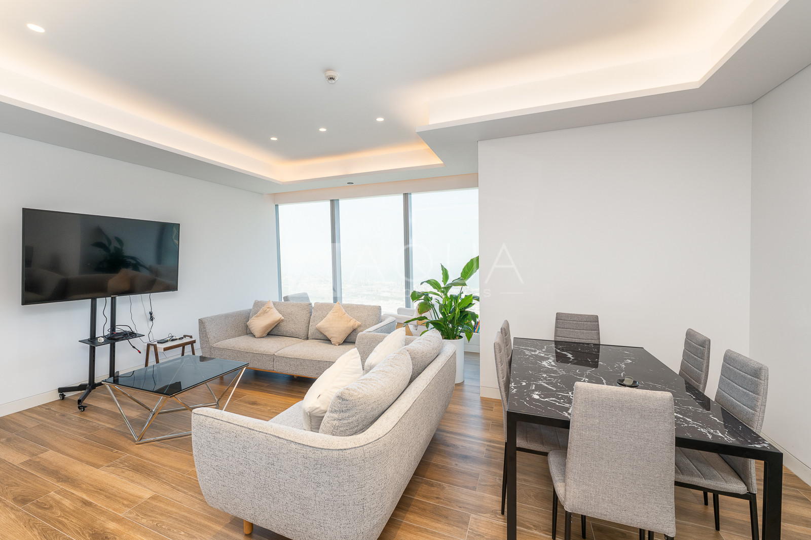 HIGH FLOOR l MARINA VIEW l ICONIC TOWER