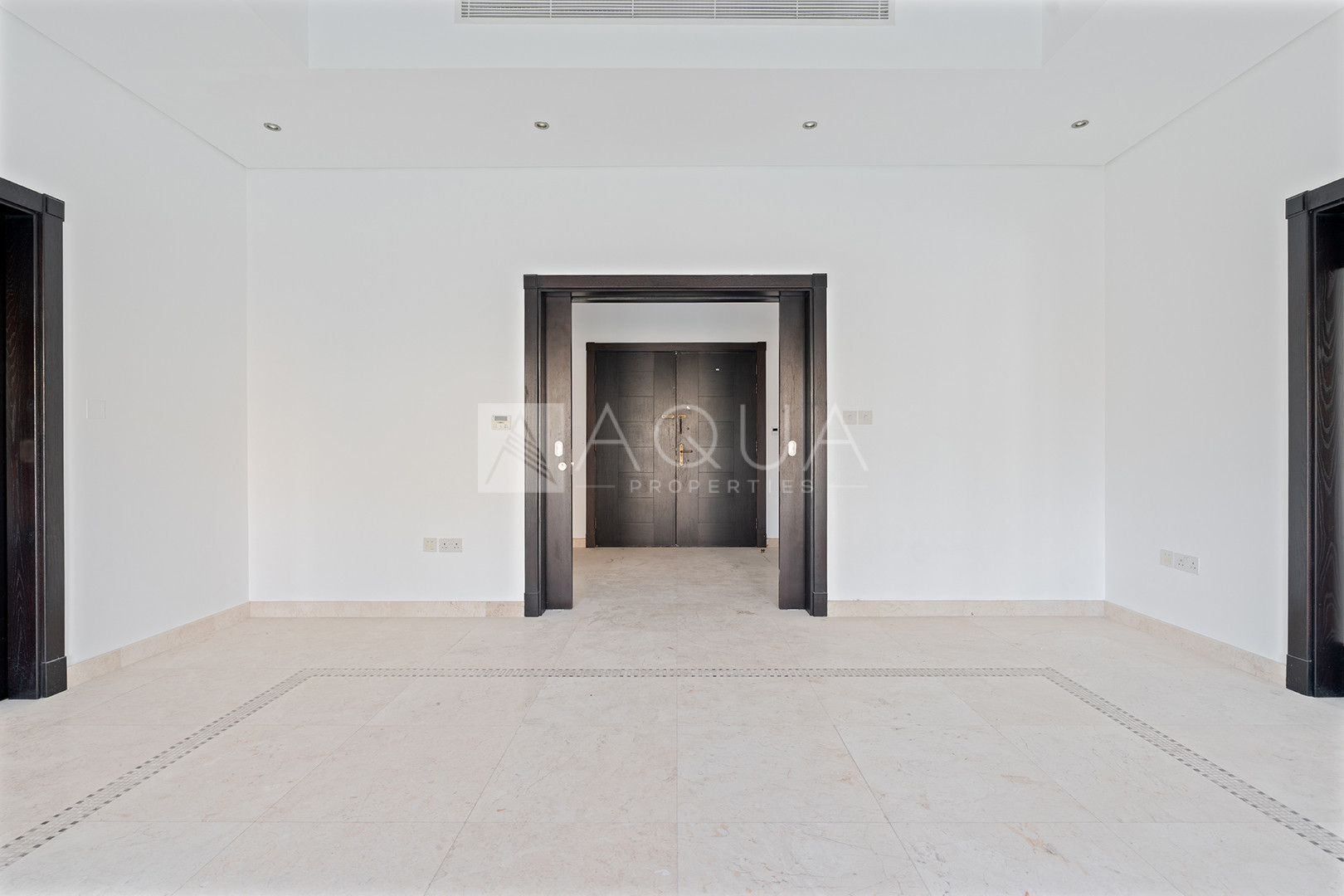 Vacant | Large Plot | Unfurnished | Large Garden