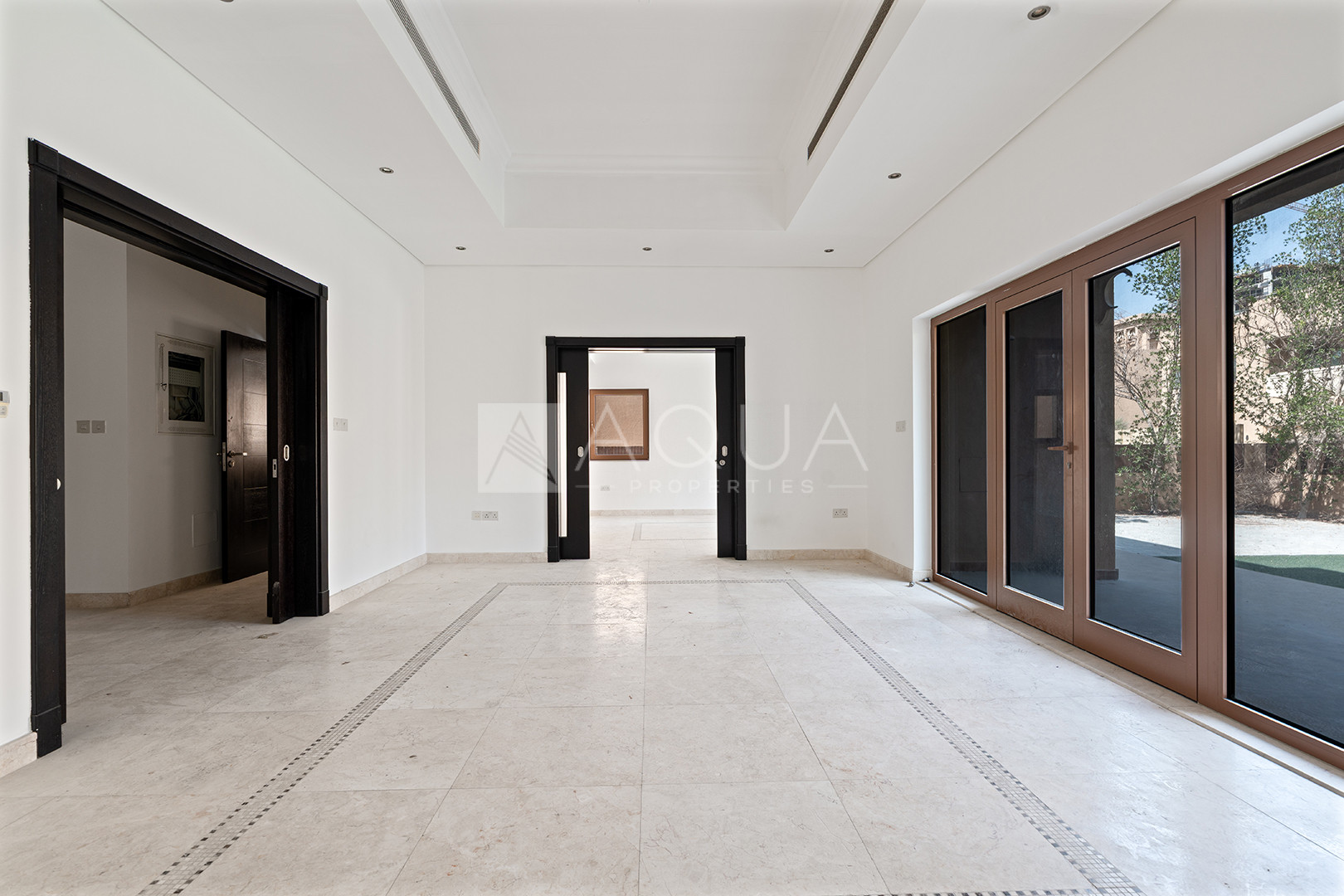 Vacant | Large Plot | Unfurnished | Large Garden