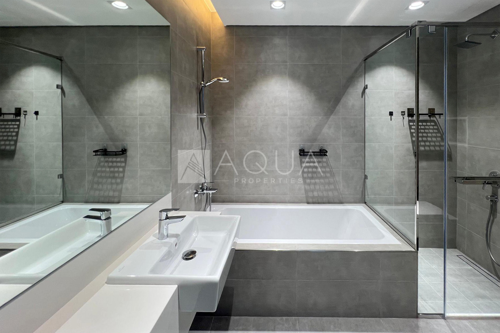 Lagoon View l Open Plan l Fully Furnished