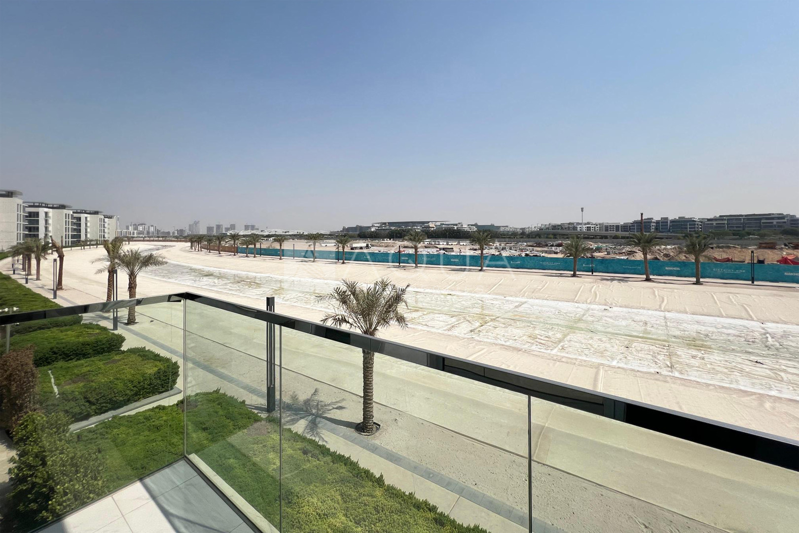 Lagoon View l Open Plan l Fully Furnished