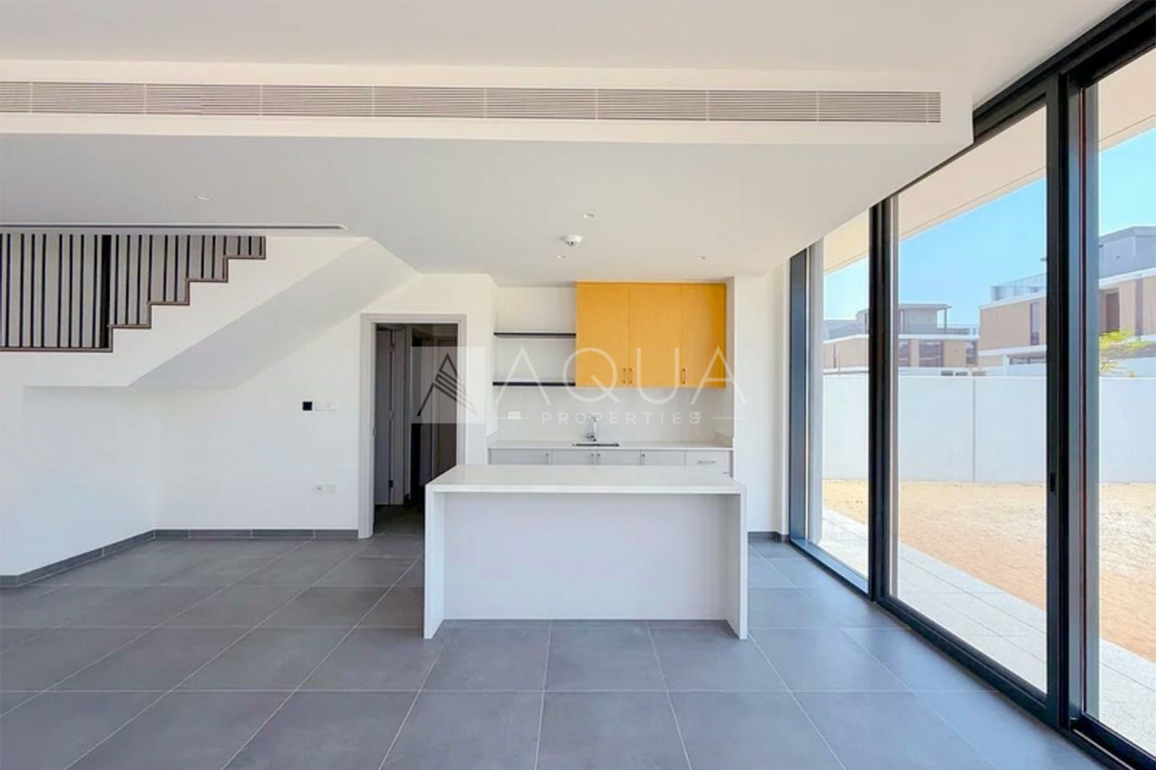 SINGLE ROW | READY SOON | NEXT TO AMENITIES