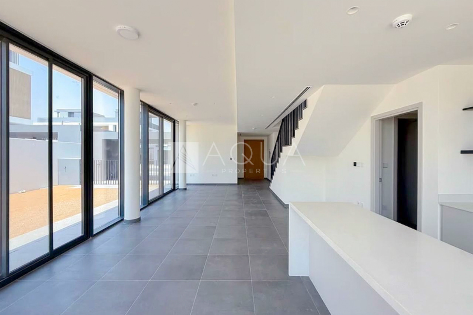 SINGLE ROW | READY SOON | NEXT TO AMENITIES