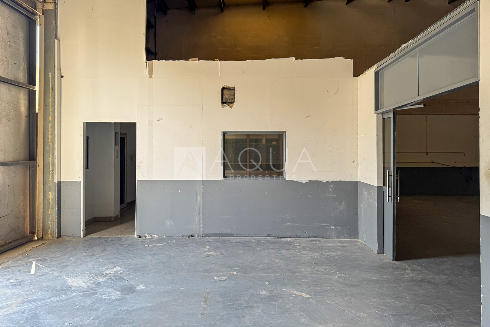 Insulated l Commercial l Industrial 4   