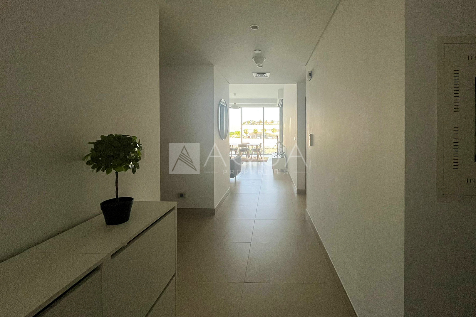 Fully Furnished l Vacant l Ain View     