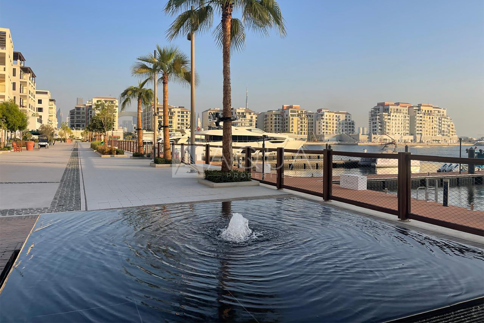 FURNISHED | MODERN LIVING | PRIVATE BEACH 